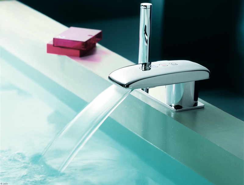 Illustration for article titled These Hi-Tech Faucets Prove That The Future Is Coming To Our Bathrooms